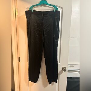 St. John satin cargo jogger‎ pants size 14 black womens